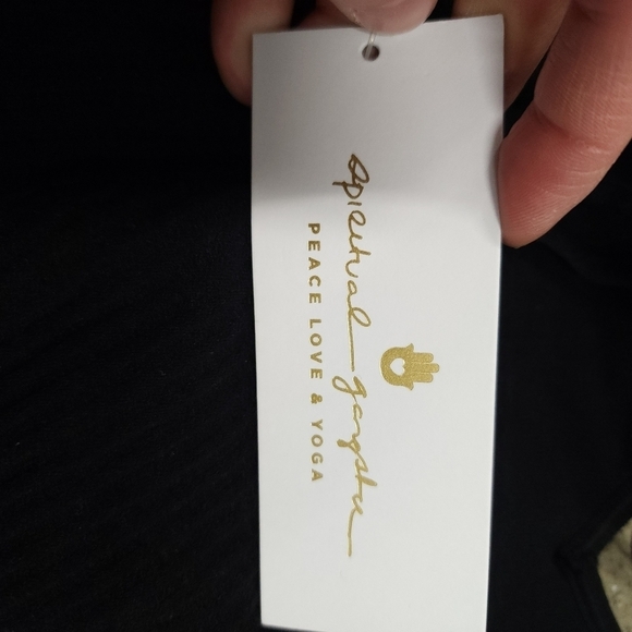 NWT Spiritual Gangster Black Row Crop Top Size XS Small - Picture 7 of 10